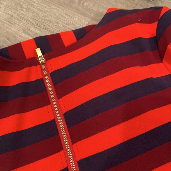 Striped Tommy Hilfiger short sleeve dress. Bold! - Picture 3 of 3
